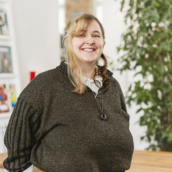 Porträt von Leonie König