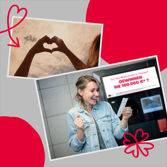 Eine Frau steht vor einem Pfandautomaten und freut sich über ihren Bon.