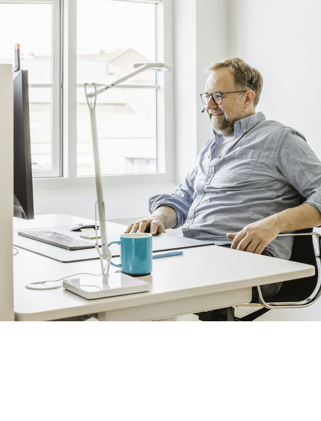 Unser Kollege Björn Ihloff befindet sich in einem digitalen Meeting.