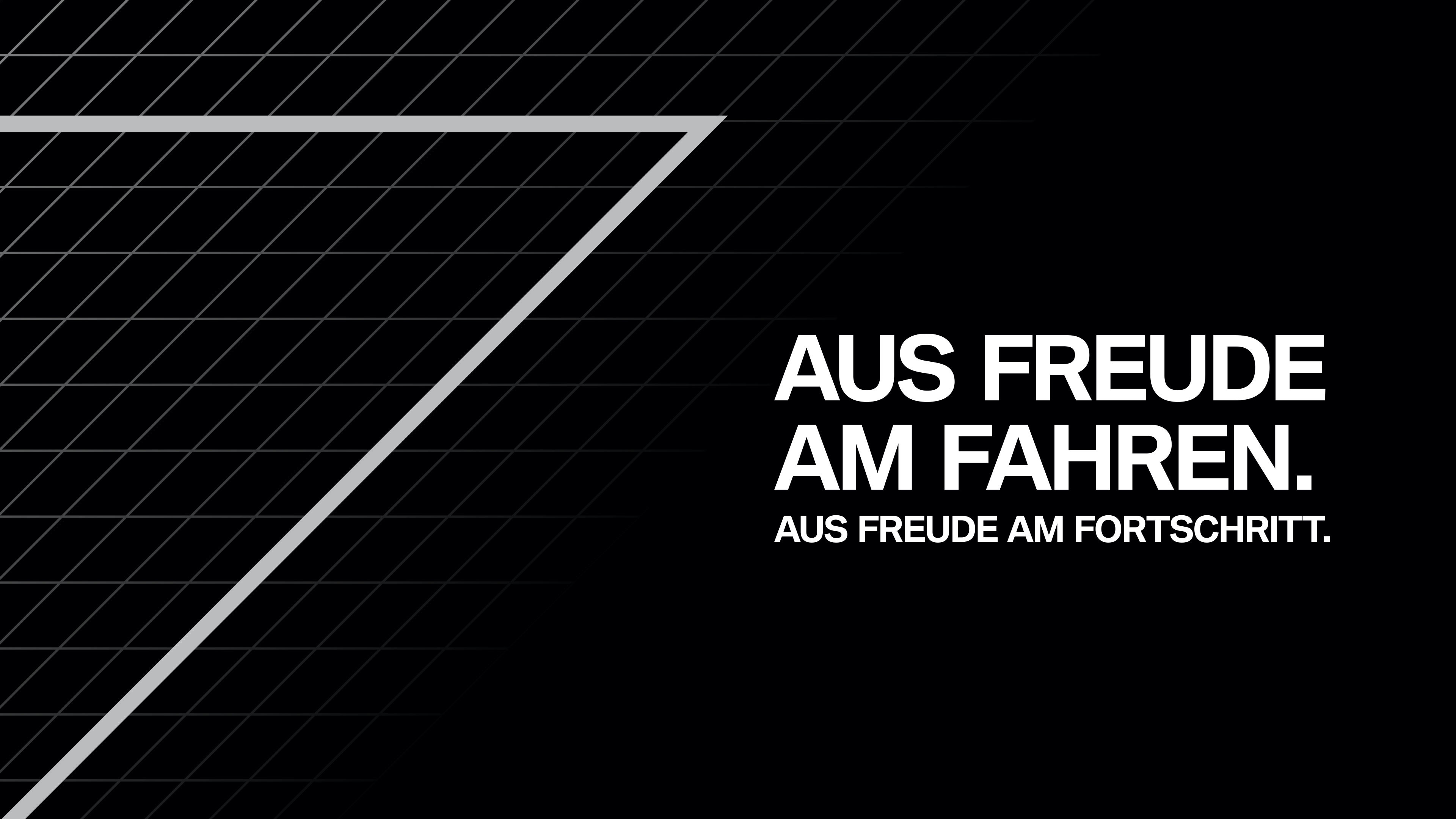 Graue geometrische Linien auf schwarzem Hintergrund, aus der eine weiße 7 hervorsticht, mit dem Text "Aus Freude am Fahren. Aus Freude am Fortschritt."